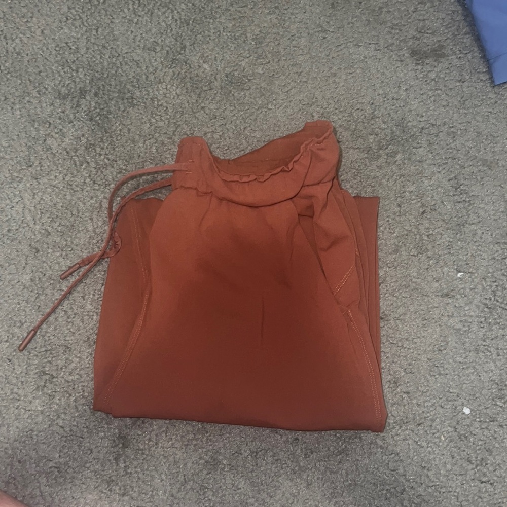 Lululemon Size 4 Stretch High Rise Joggers
